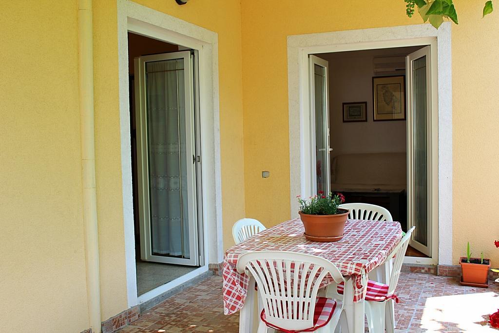 Apartment Girasole Ровинь Экстерьер фото