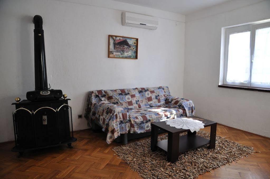 Apartment Girasole Ровинь Экстерьер фото